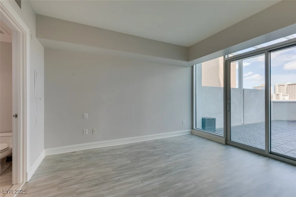 2700 Las Vegas, Las Vegas, NV 89109