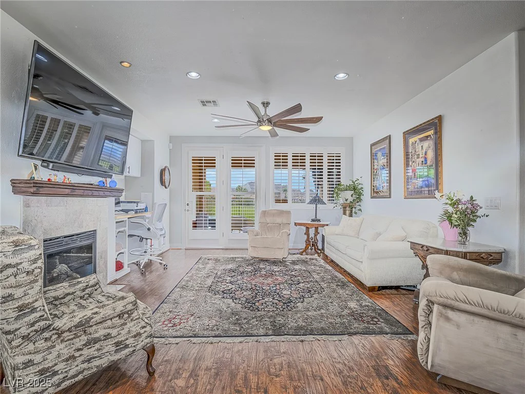 15 Avenza, Henderson, NV 89011