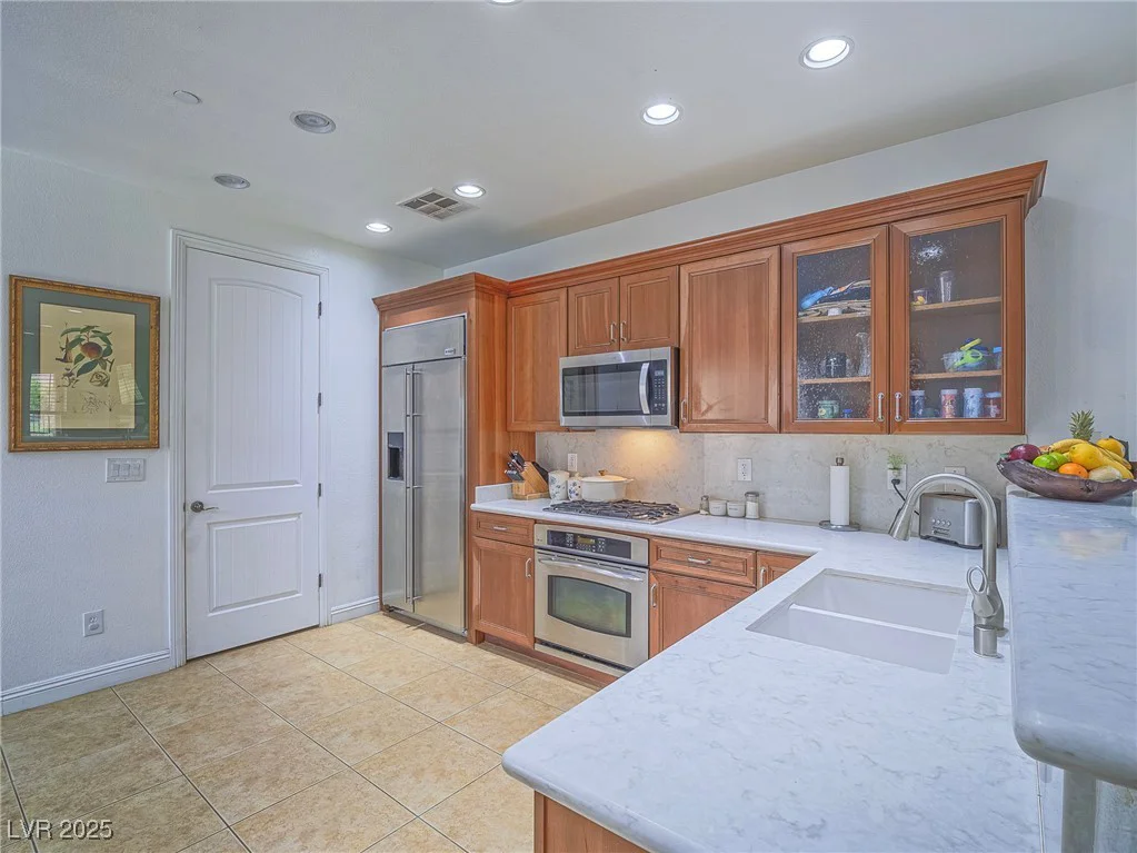 15 Avenza, Henderson, NV 89011