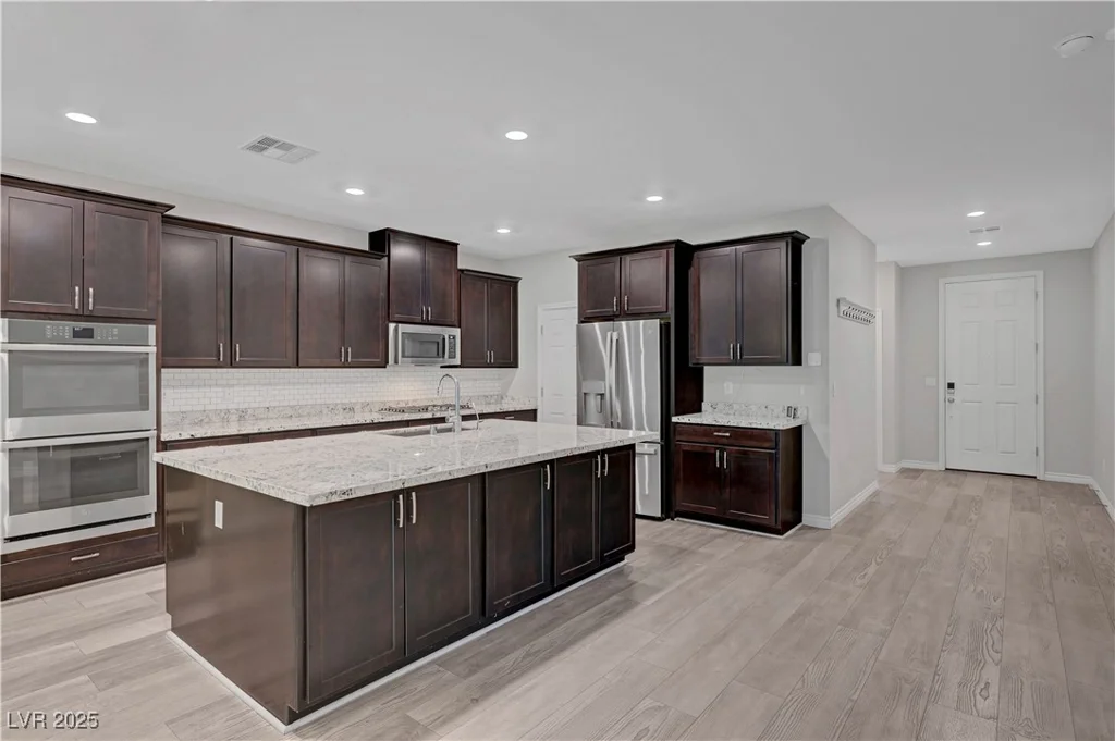 10142 Skye Saddle, Las Vegas, NV 89166