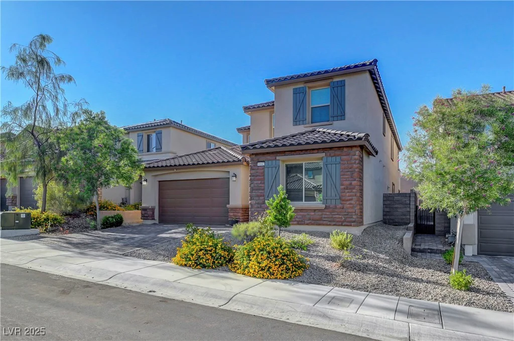 10142 Skye Saddle, Las Vegas, NV 89166