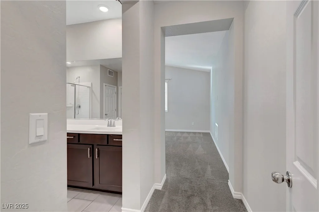 10142 Skye Saddle, Las Vegas, NV 89166