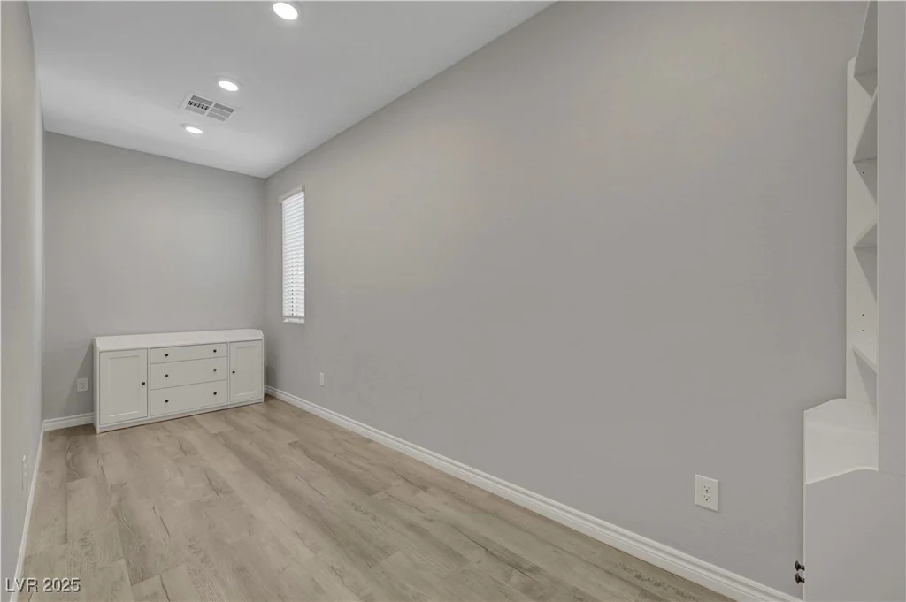 10142 Skye Saddle, Las Vegas, NV 89166