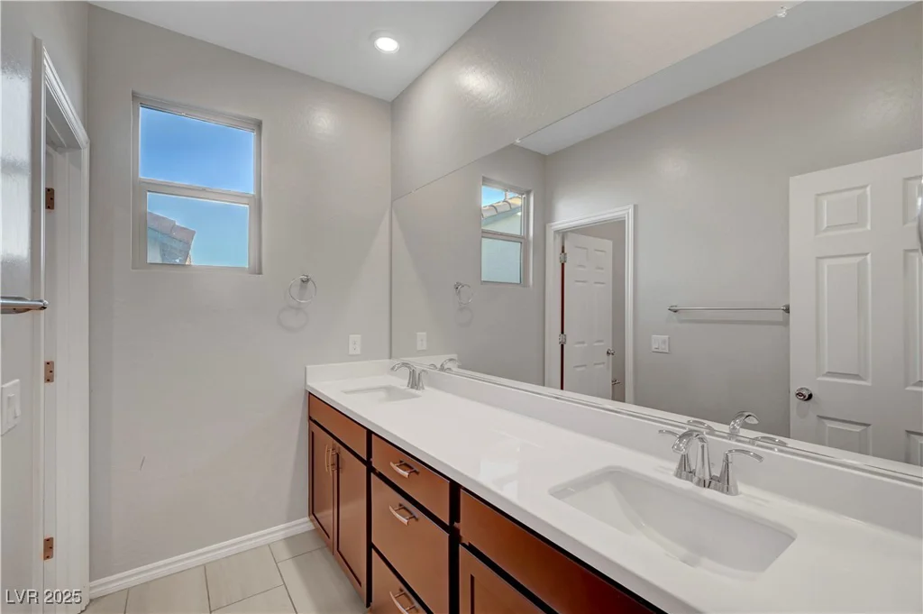 10142 Skye Saddle, Las Vegas, NV 89166