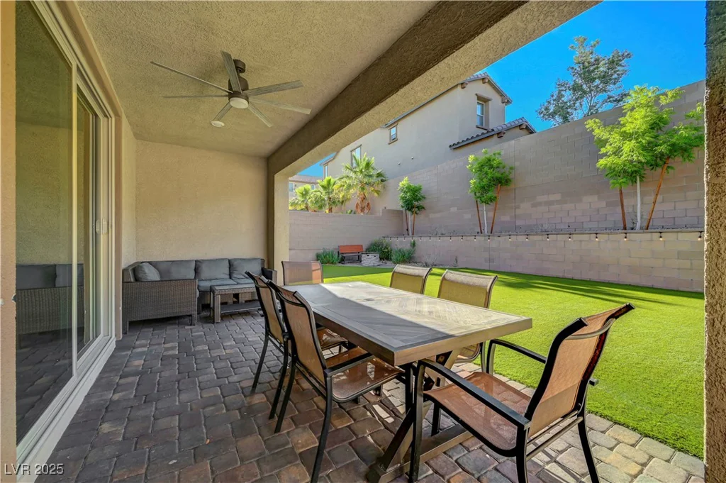10142 Skye Saddle, Las Vegas, NV 89166