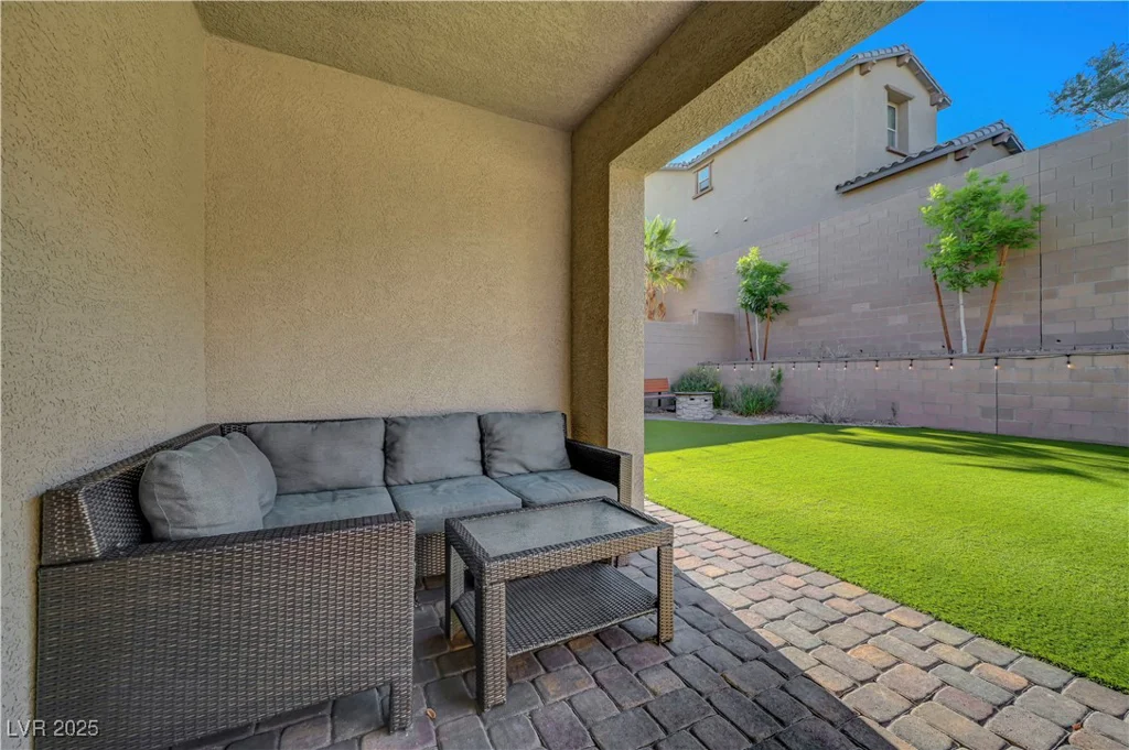 10142 Skye Saddle, Las Vegas, NV 89166