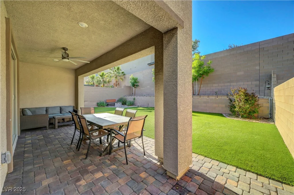 10142 Skye Saddle, Las Vegas, NV 89166