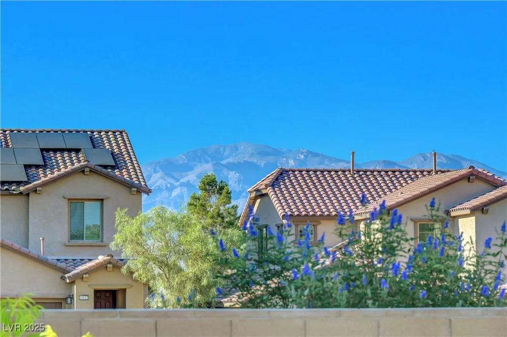 10142 Skye Saddle, Las Vegas, NV 89166