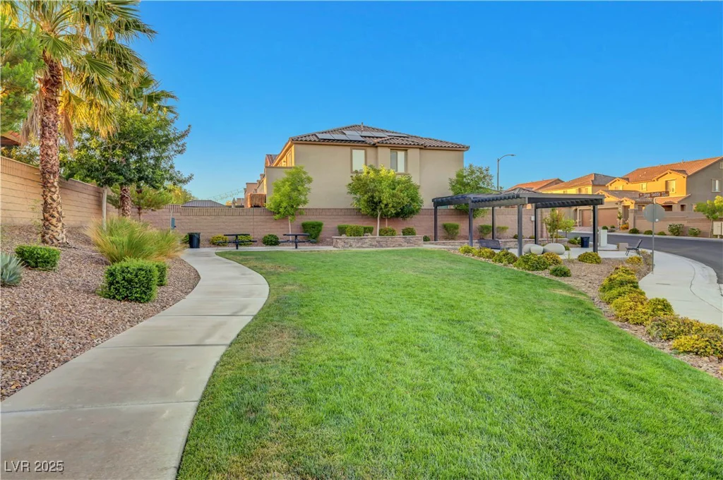 10142 Skye Saddle, Las Vegas, NV 89166