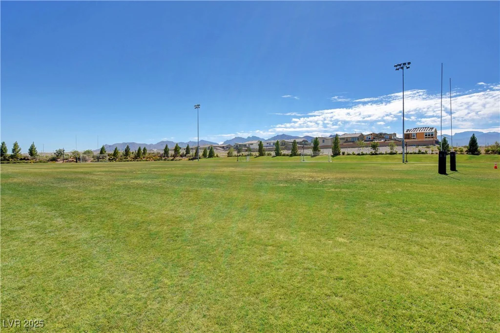 10142 Skye Saddle, Las Vegas, NV 89166