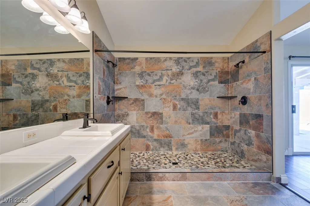1824 Dawn Ridge, Henderson, NV 89074