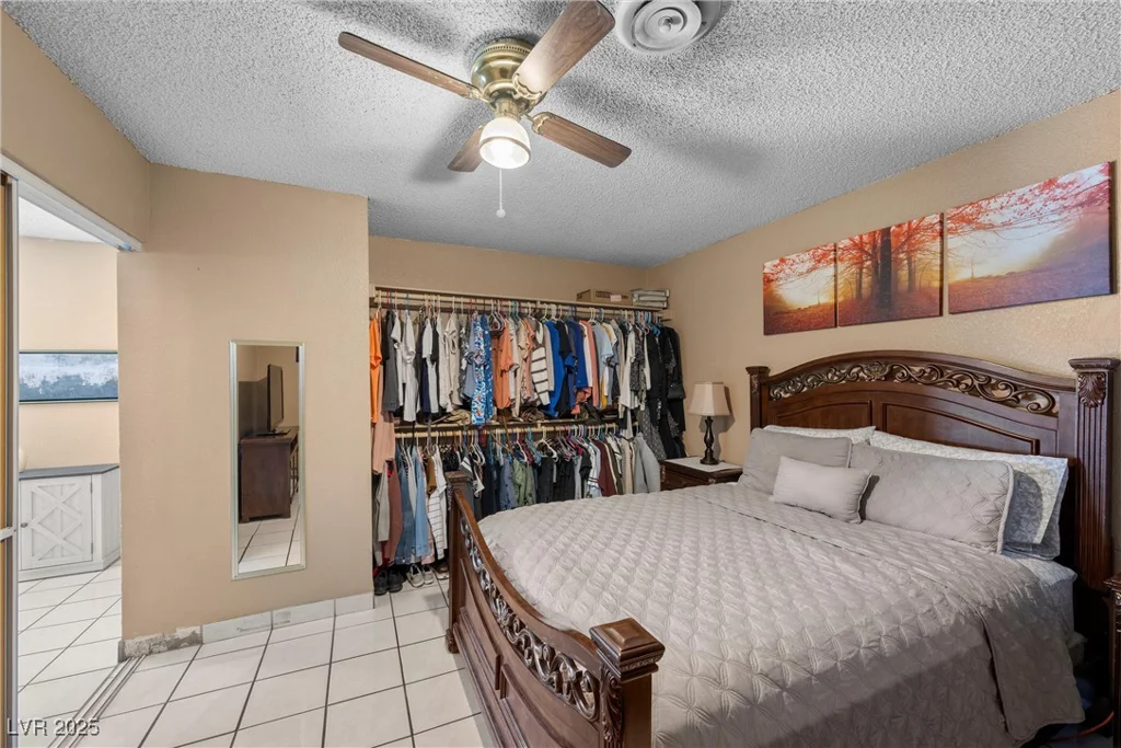 2821 Geist, Las Vegas, NV 89115