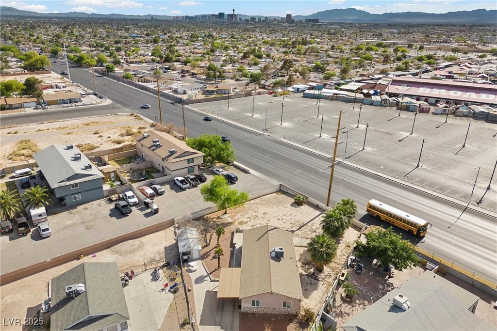 2821 Geist, Las Vegas, NV 89115