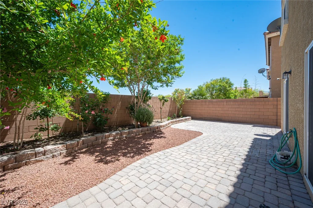 9450 Niagara Landing, Las Vegas, NV 89139
