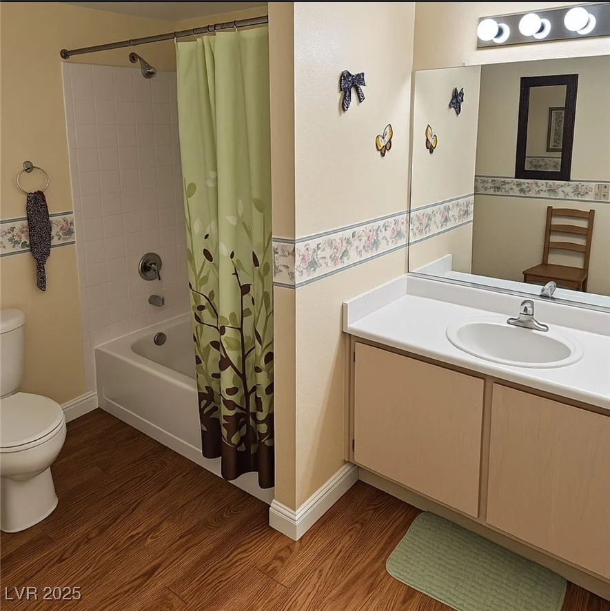 8101 Flamingo, Las Vegas, NV 89147