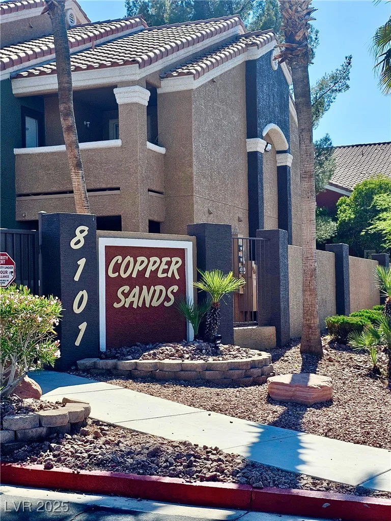 8101 Flamingo, Las Vegas, NV 89147