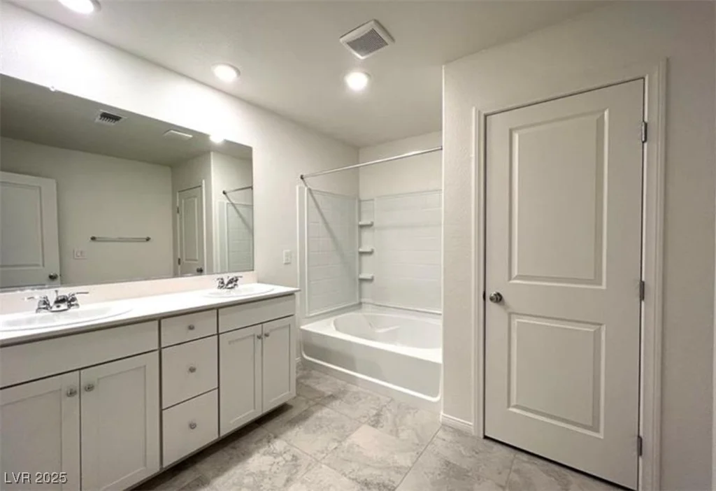 2970 Saltillo, Las Vegas, NV 89121