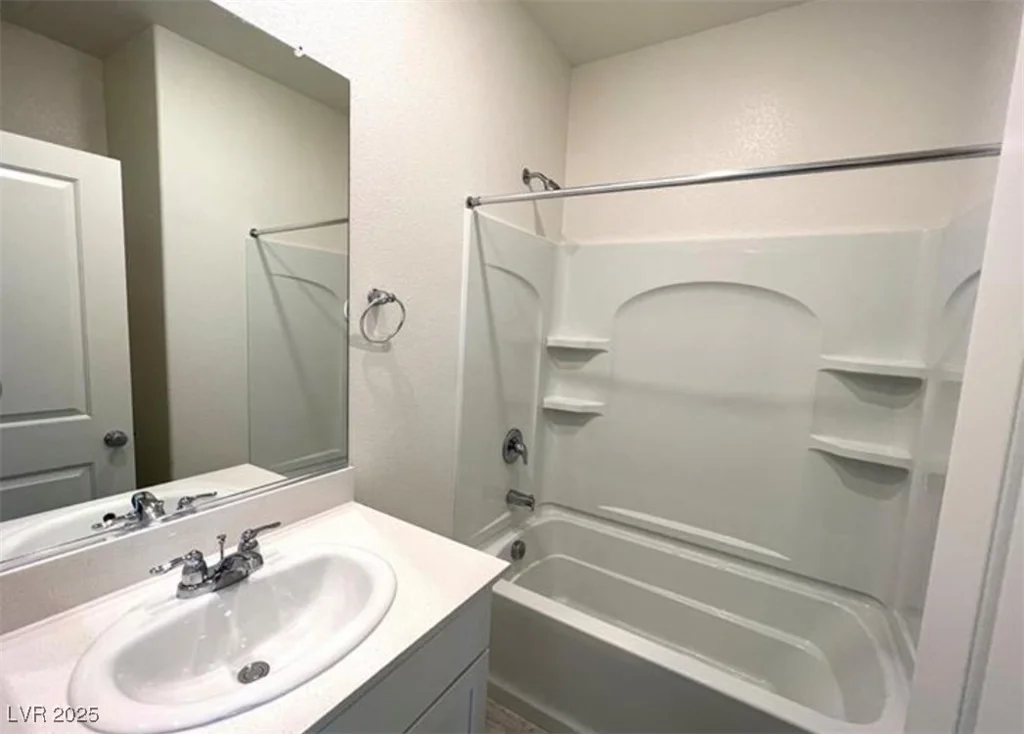 2970 Saltillo, Las Vegas, NV 89121