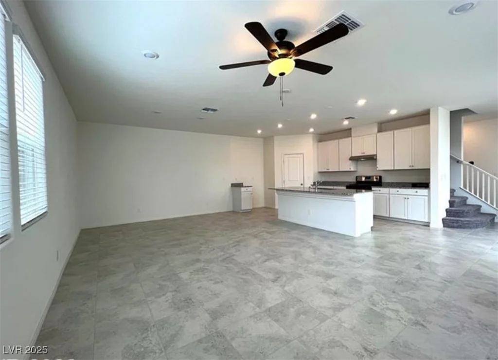 2970 Saltillo, Las Vegas, NV 89121