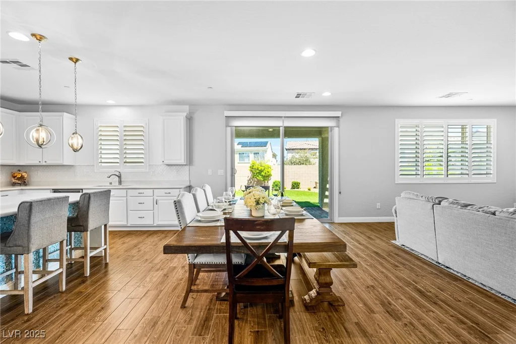 3042 Echoed Rondel, Henderson, NV 89044