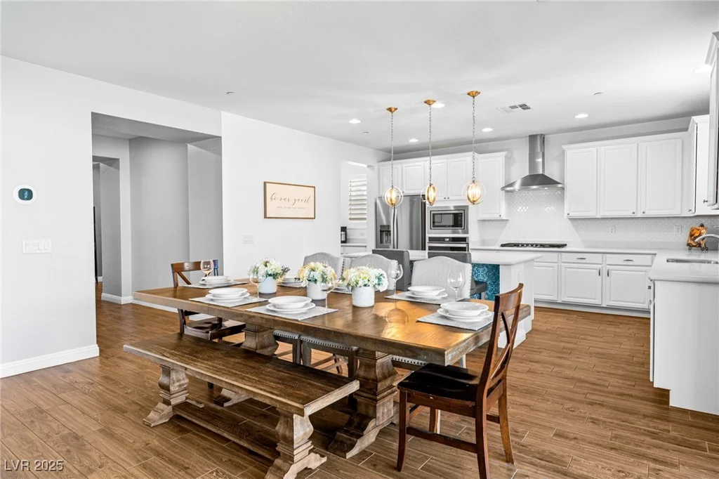 3042 Echoed Rondel, Henderson, NV 89044
