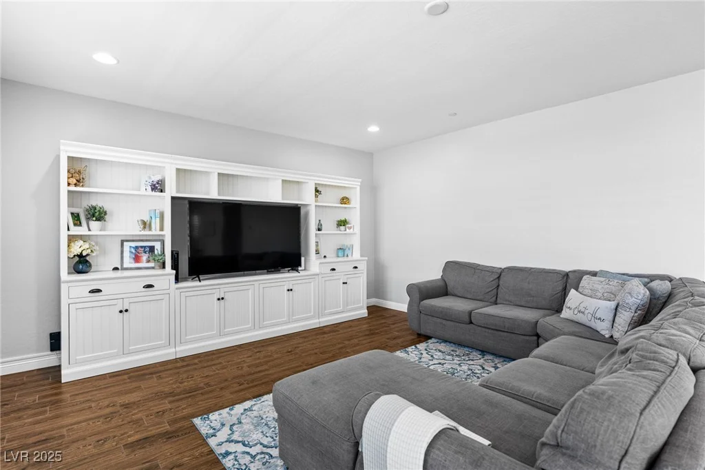 3042 Echoed Rondel, Henderson, NV 89044