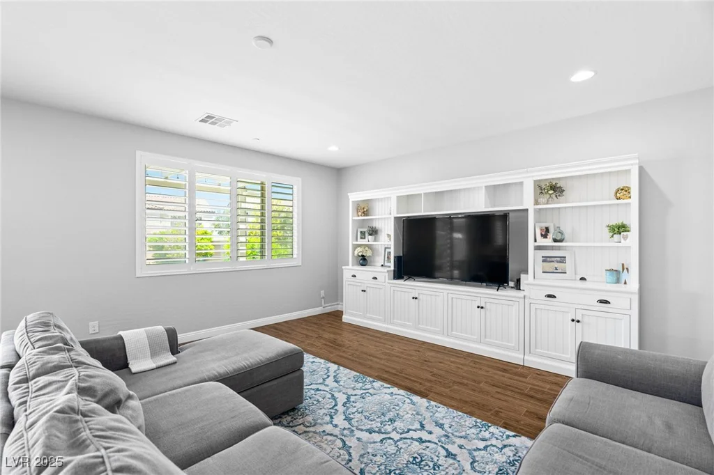 3042 Echoed Rondel, Henderson, NV 89044