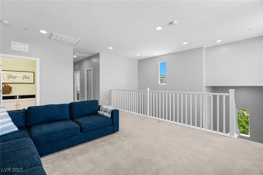 3042 Echoed Rondel, Henderson, NV 89044