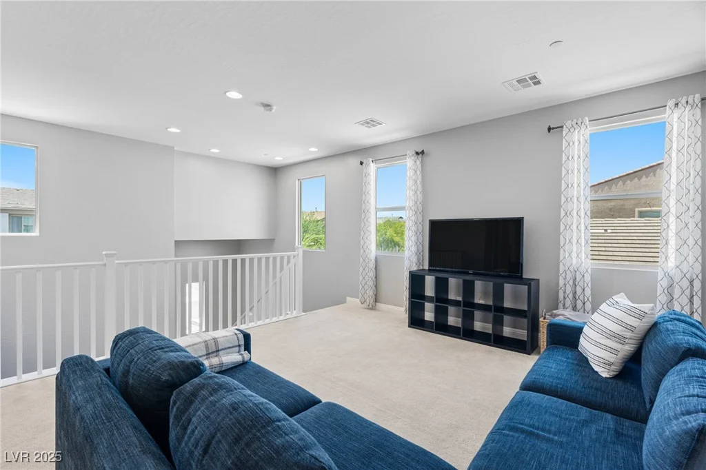 3042 Echoed Rondel, Henderson, NV 89044