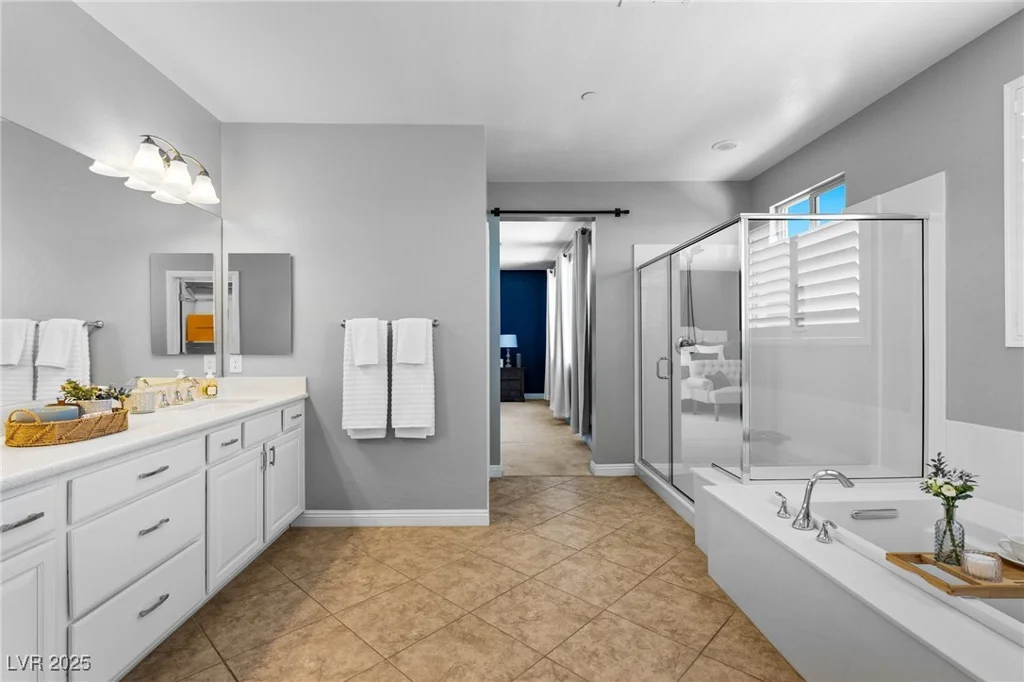 3042 Echoed Rondel, Henderson, NV 89044