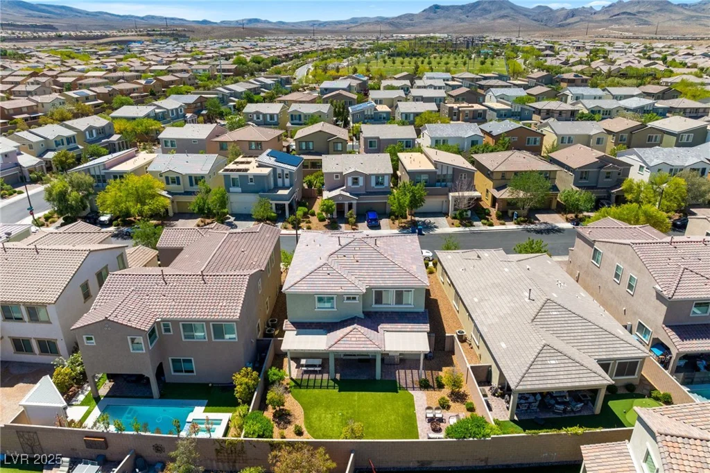 3042 Echoed Rondel, Henderson, NV 89044