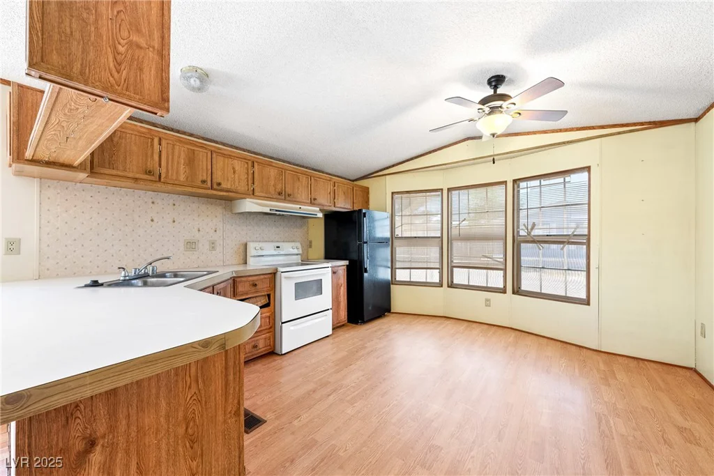 310 Ferndell, Pahrump, NV 89048
