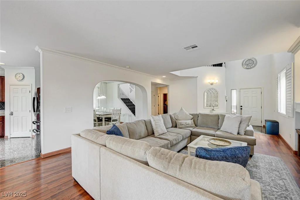 10519 Bella Camrosa, Las Vegas, NV 89141