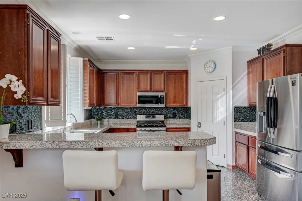 10519 Bella Camrosa, Las Vegas, NV 89141