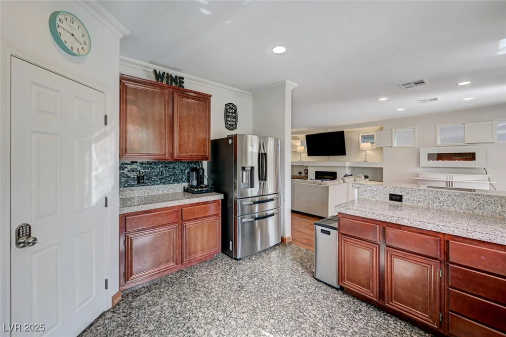 10519 Bella Camrosa, Las Vegas, NV 89141