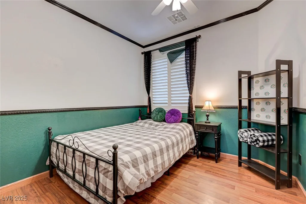 10519 Bella Camrosa, Las Vegas, NV 89141