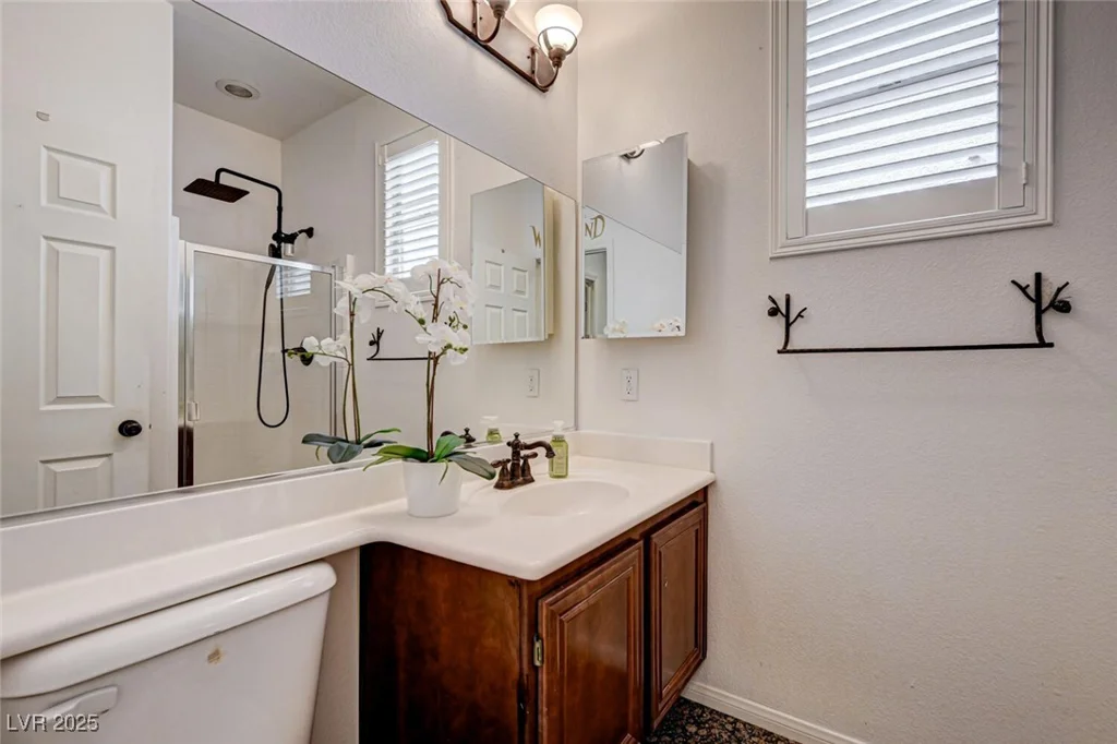 10519 Bella Camrosa, Las Vegas, NV 89141
