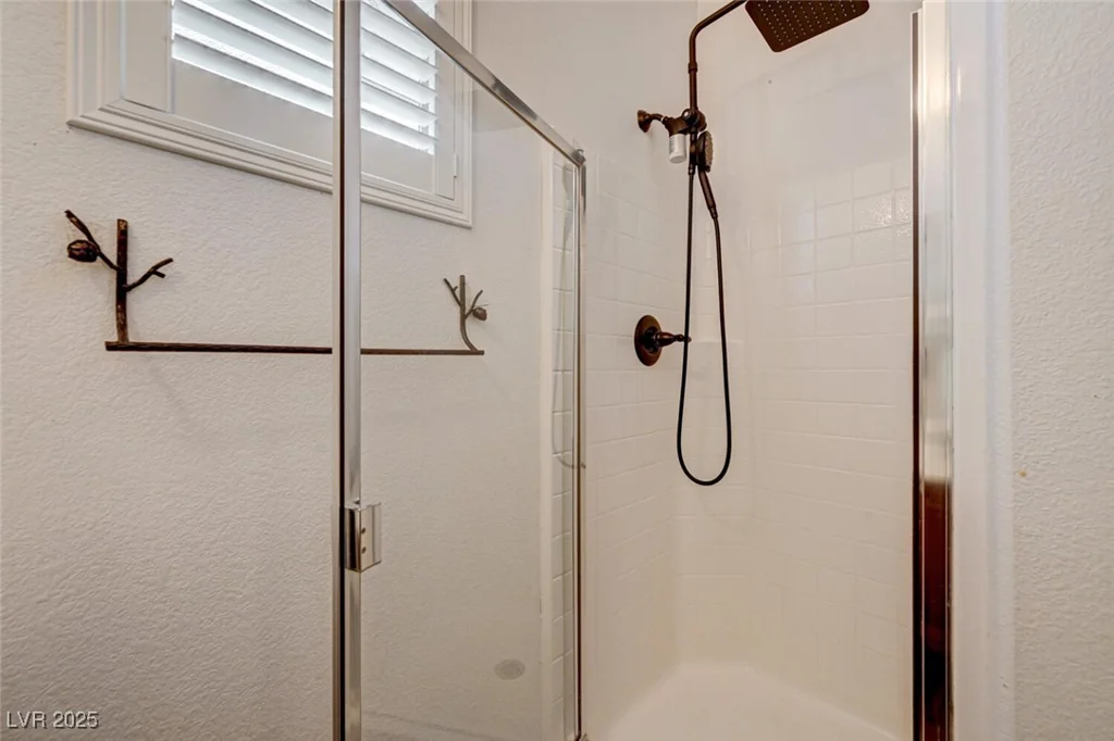 10519 Bella Camrosa, Las Vegas, NV 89141