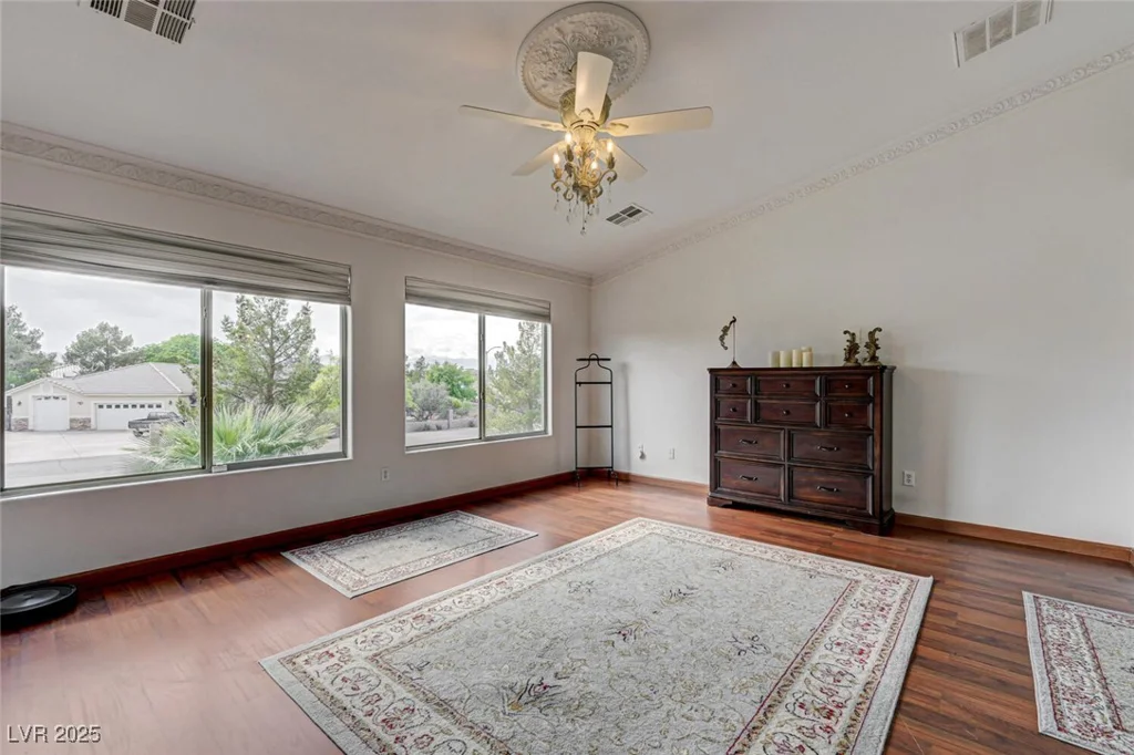 10519 Bella Camrosa, Las Vegas, NV 89141