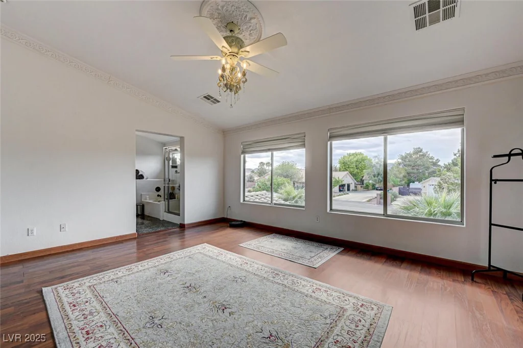 10519 Bella Camrosa, Las Vegas, NV 89141