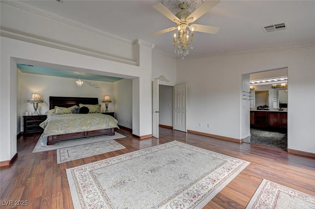 10519 Bella Camrosa, Las Vegas, NV 89141