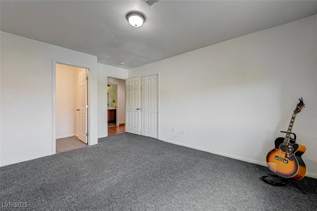 10519 Bella Camrosa, Las Vegas, NV 89141