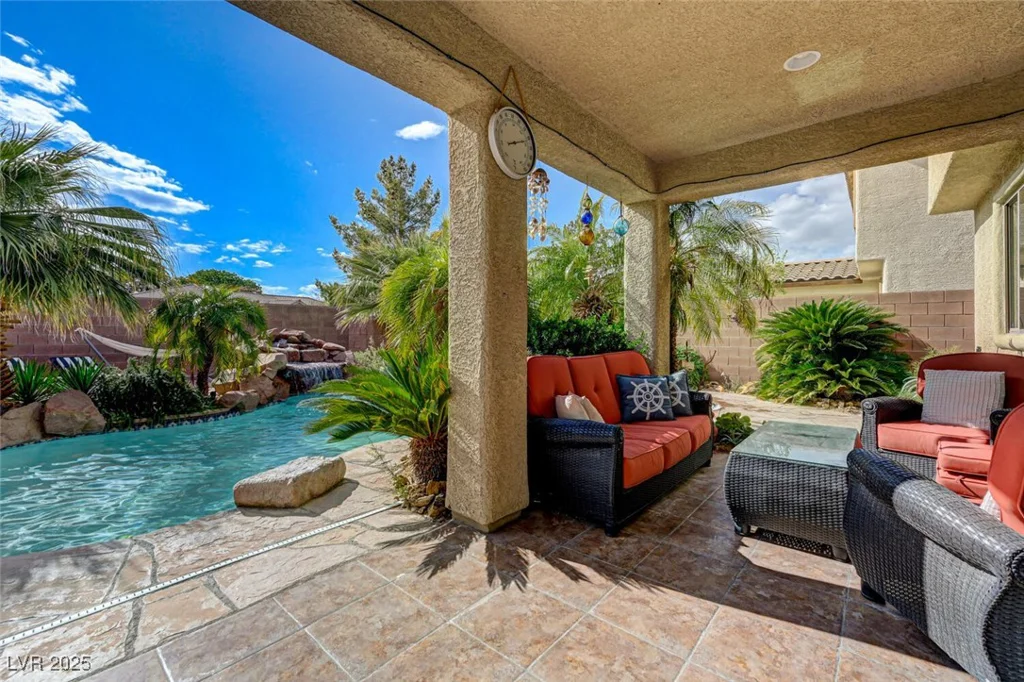 10519 Bella Camrosa, Las Vegas, NV 89141