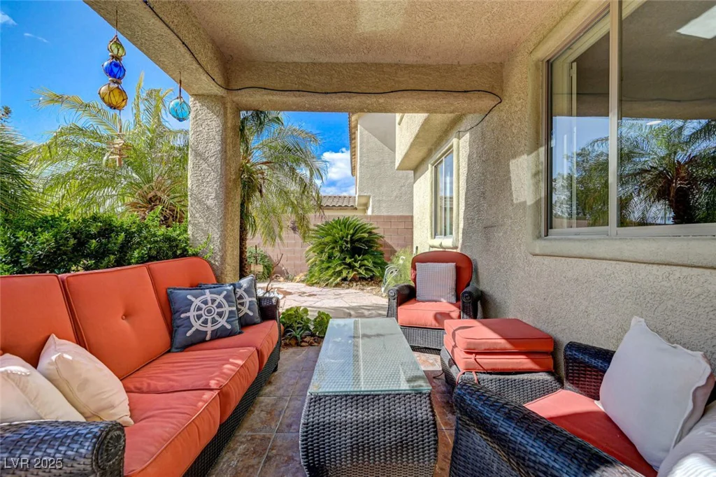 10519 Bella Camrosa, Las Vegas, NV 89141