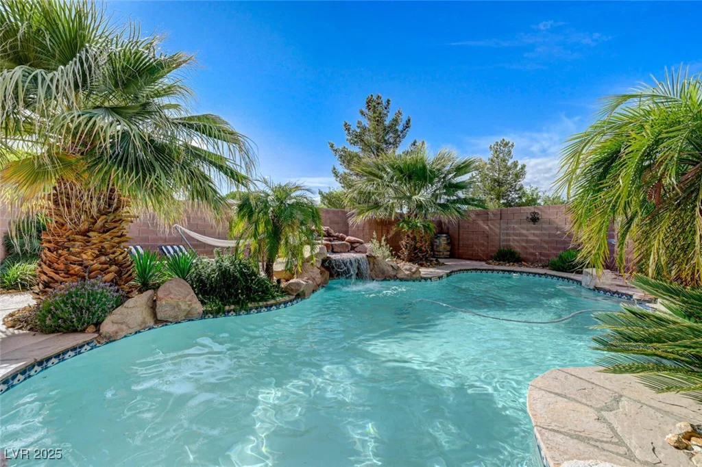 10519 Bella Camrosa, Las Vegas, NV 89141