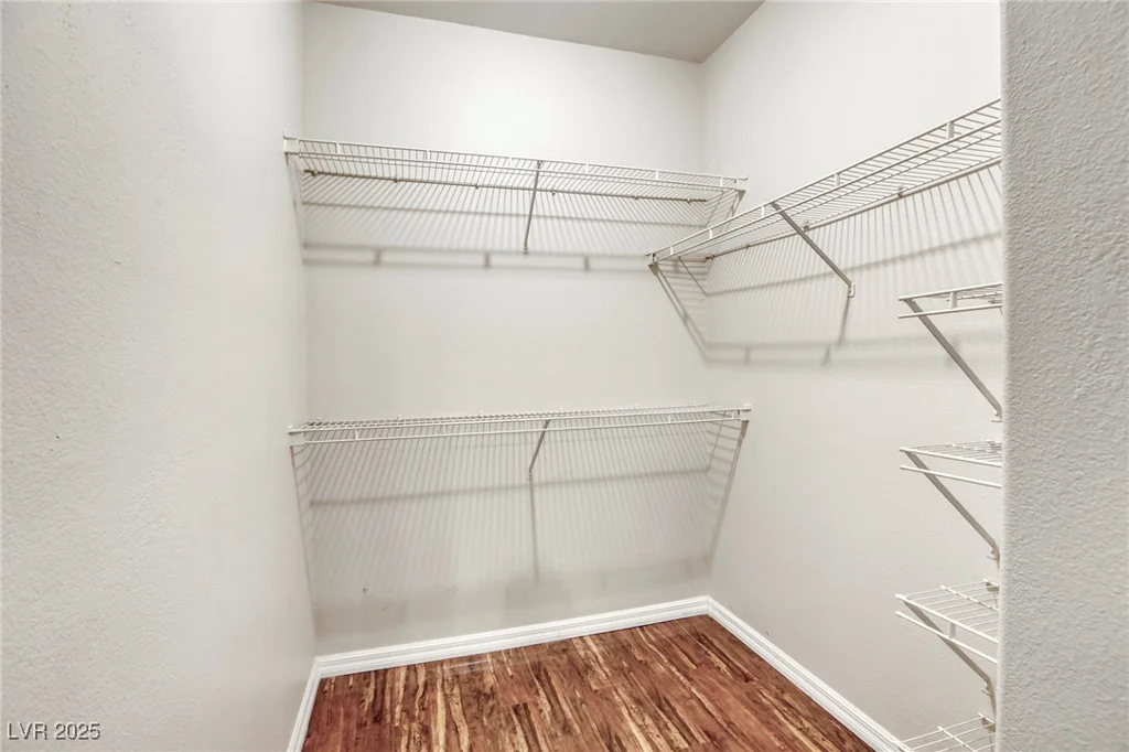 1420 Red Crest, Las Vegas, NV 89144