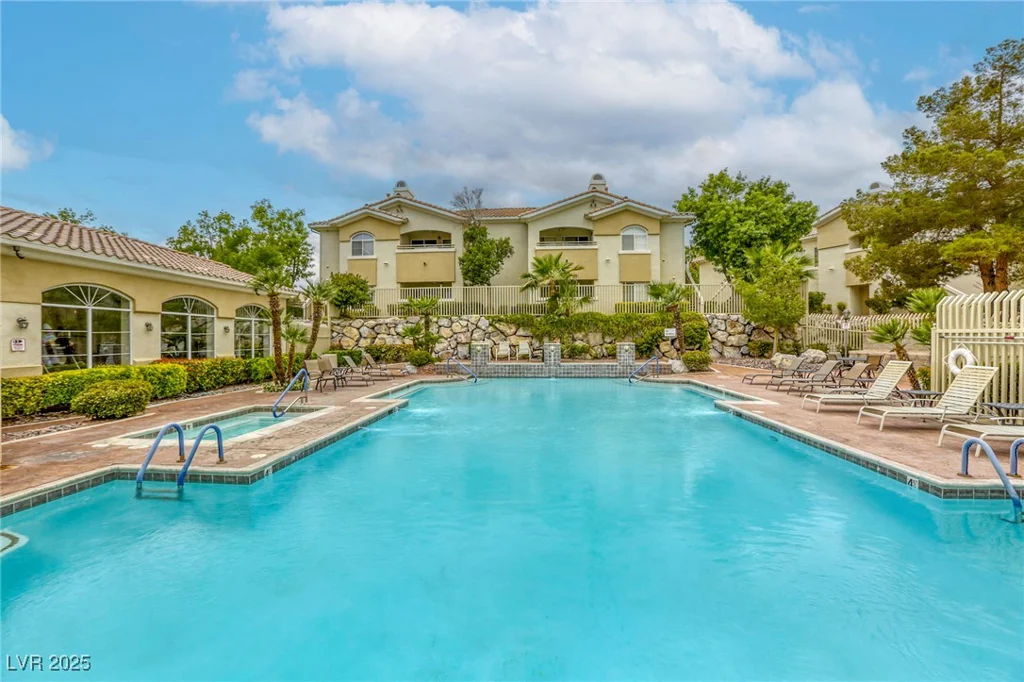 1420 Red Crest, Las Vegas, NV 89144