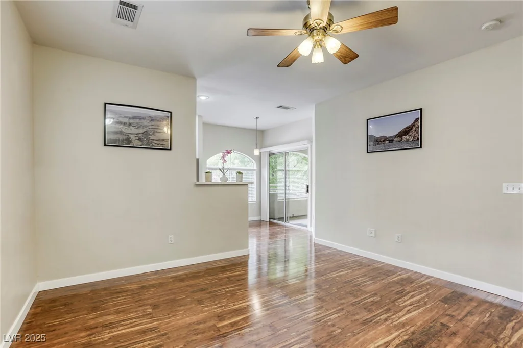 1420 Red Crest, Las Vegas, NV 89144