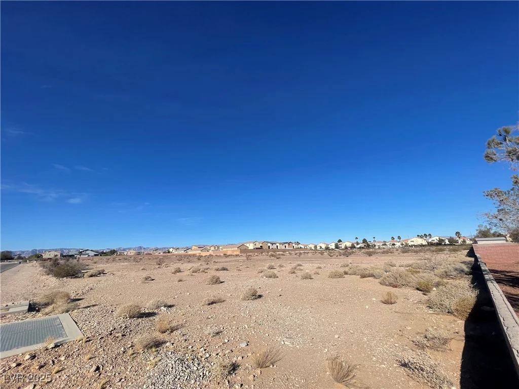 Raven Lot #10, Las Vegas, NV 89139