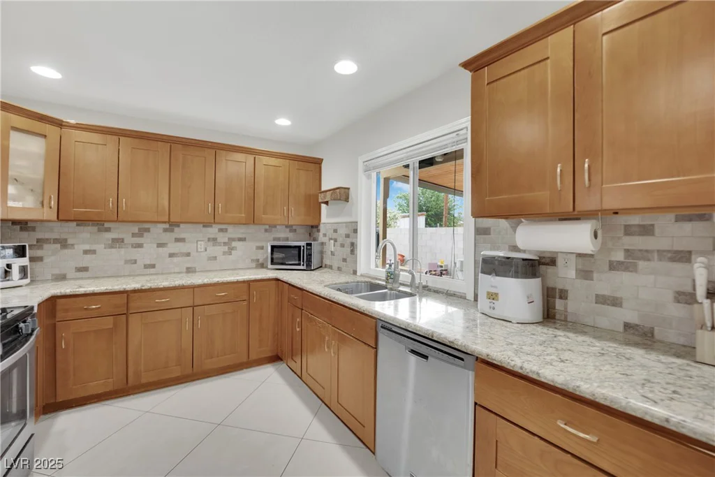 5512 Kettering, Las Vegas, NV 89107